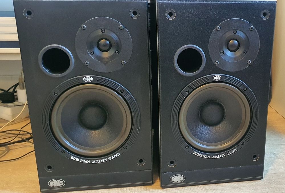 Vand  amplificatoare boxe linii