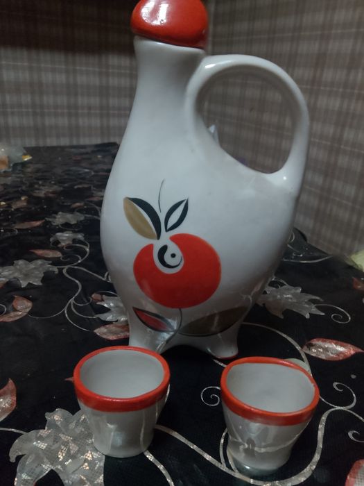 Продам коньячный форфоровый набор. 1960-70 годы