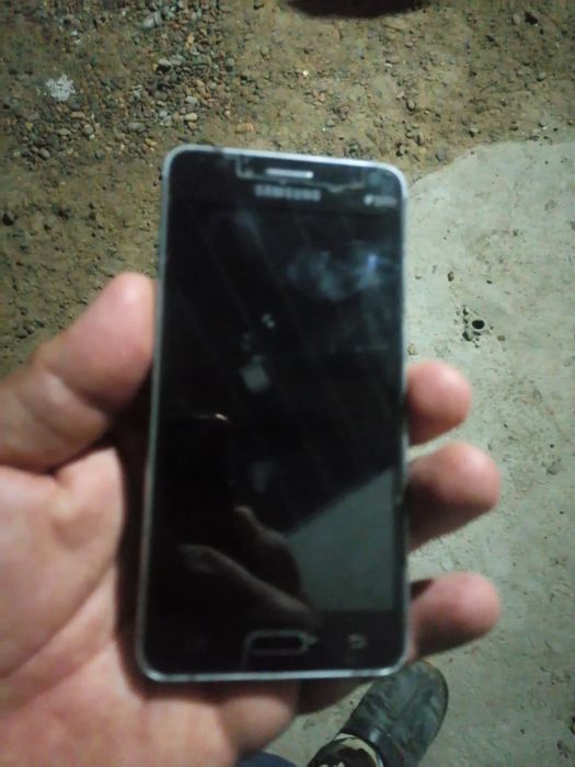 Samsung J2 praym