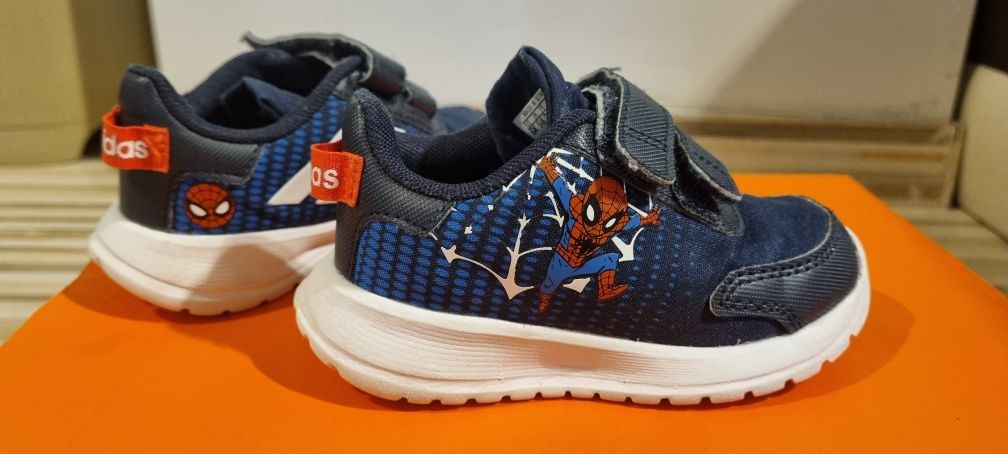 Детски Маратонки Adidas Spiderman