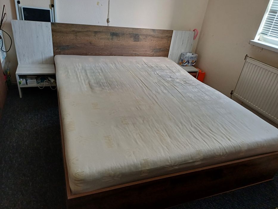 Спалня 160/200 и две нощни шкафчета