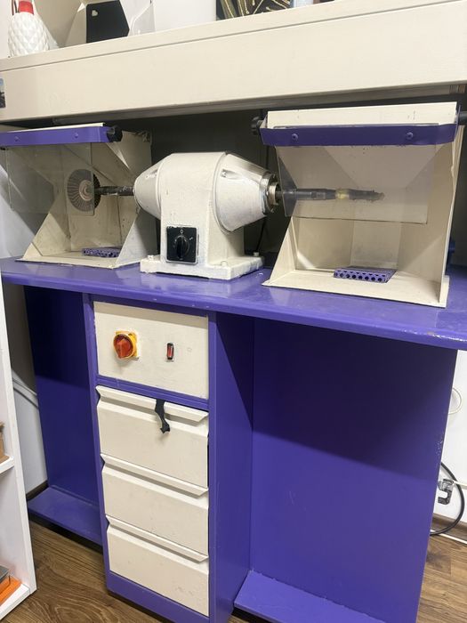 Двуместен полир за бижута с вакум