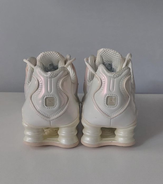 Спортни маратонки NIKE 38.5