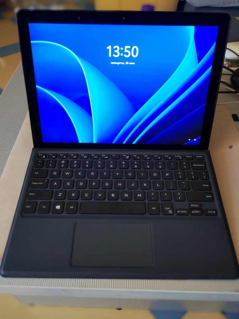 Dell Latitude 5290 2-in-1,Core i5, 8350U 1, 7MHz,8GB DDR4,256GB NVMe