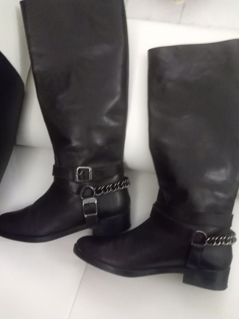 Дамски кожени ботуши ZARA