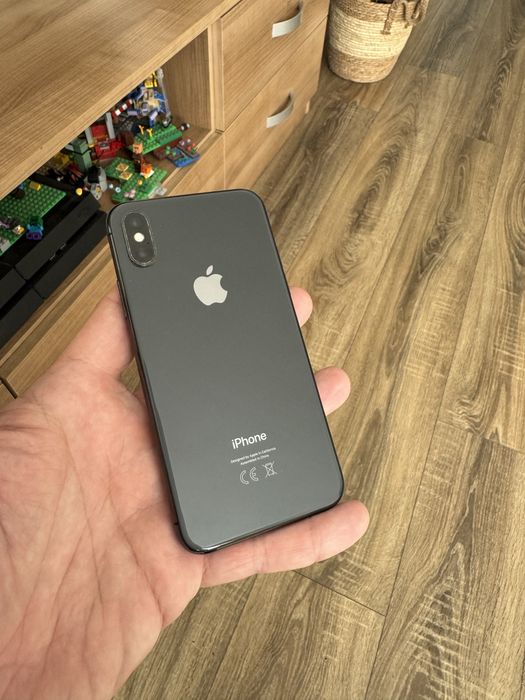 iPhone X grey,memorie 64Gb, baterie 100%, husa, cablu,frumos