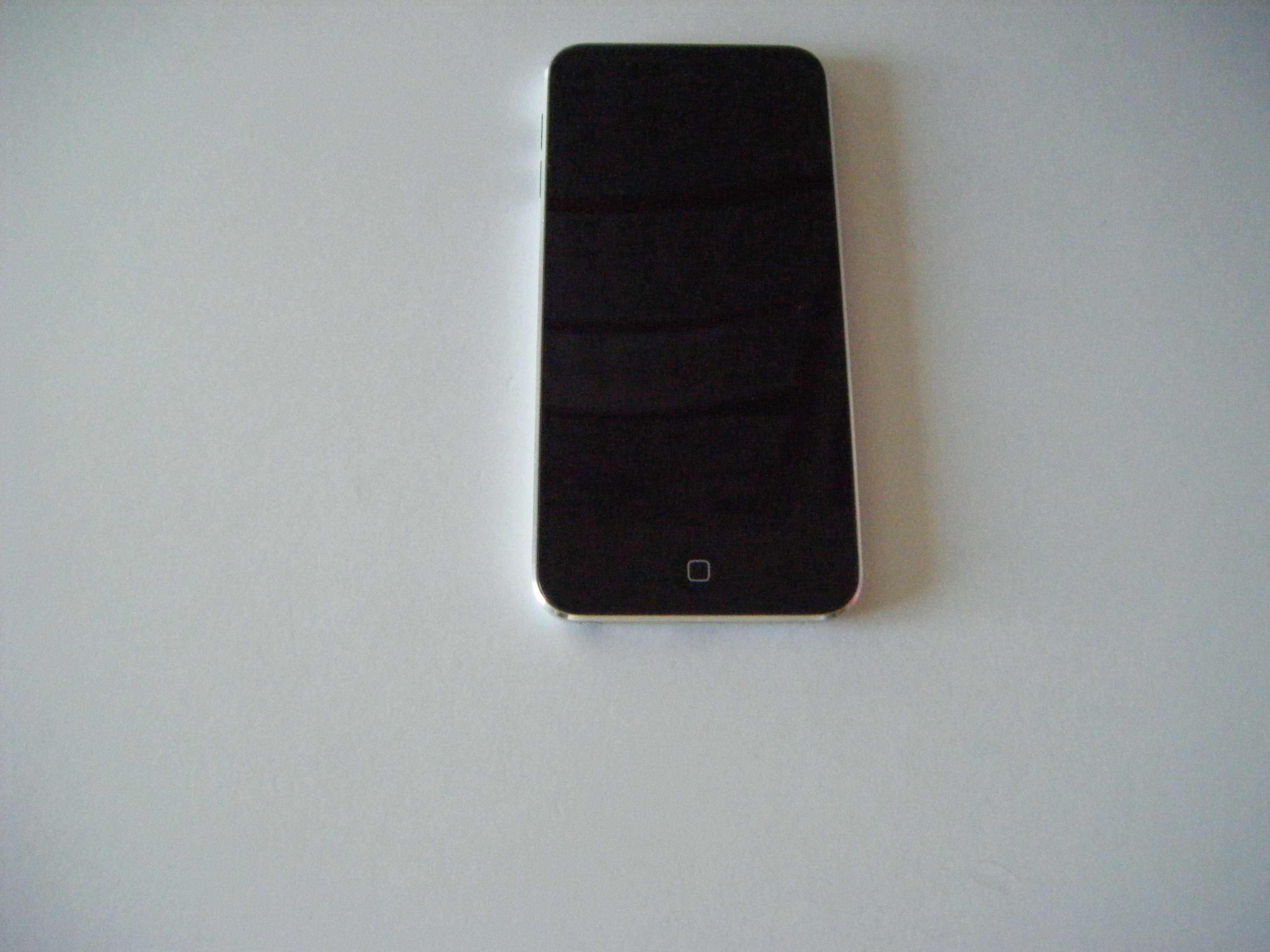 Apple iPod Touch 5th Gen.