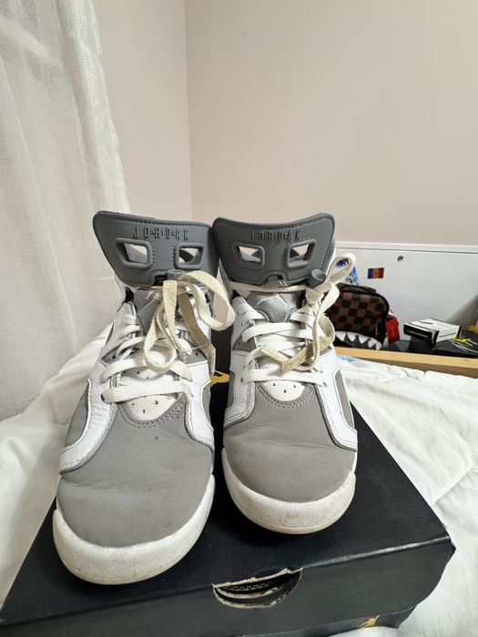 Air jordan 6 Gri folositi