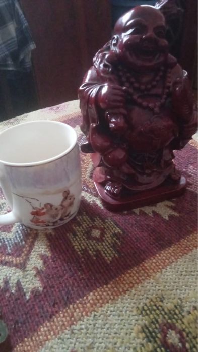 статуя веселая буда