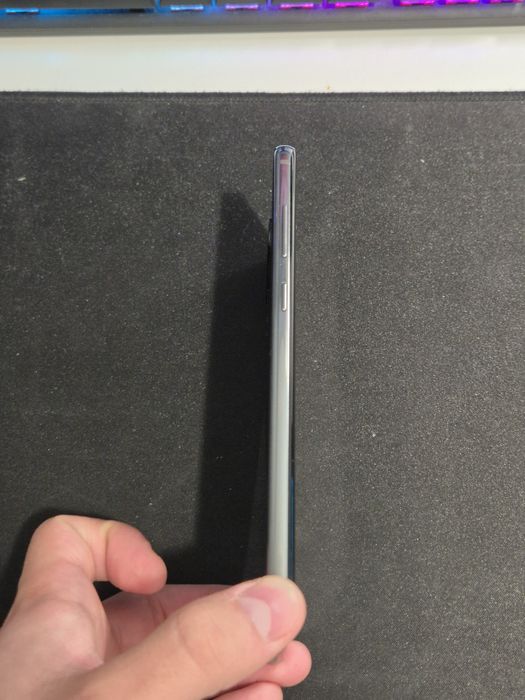 Samsung S10+ 128Gb Neatins