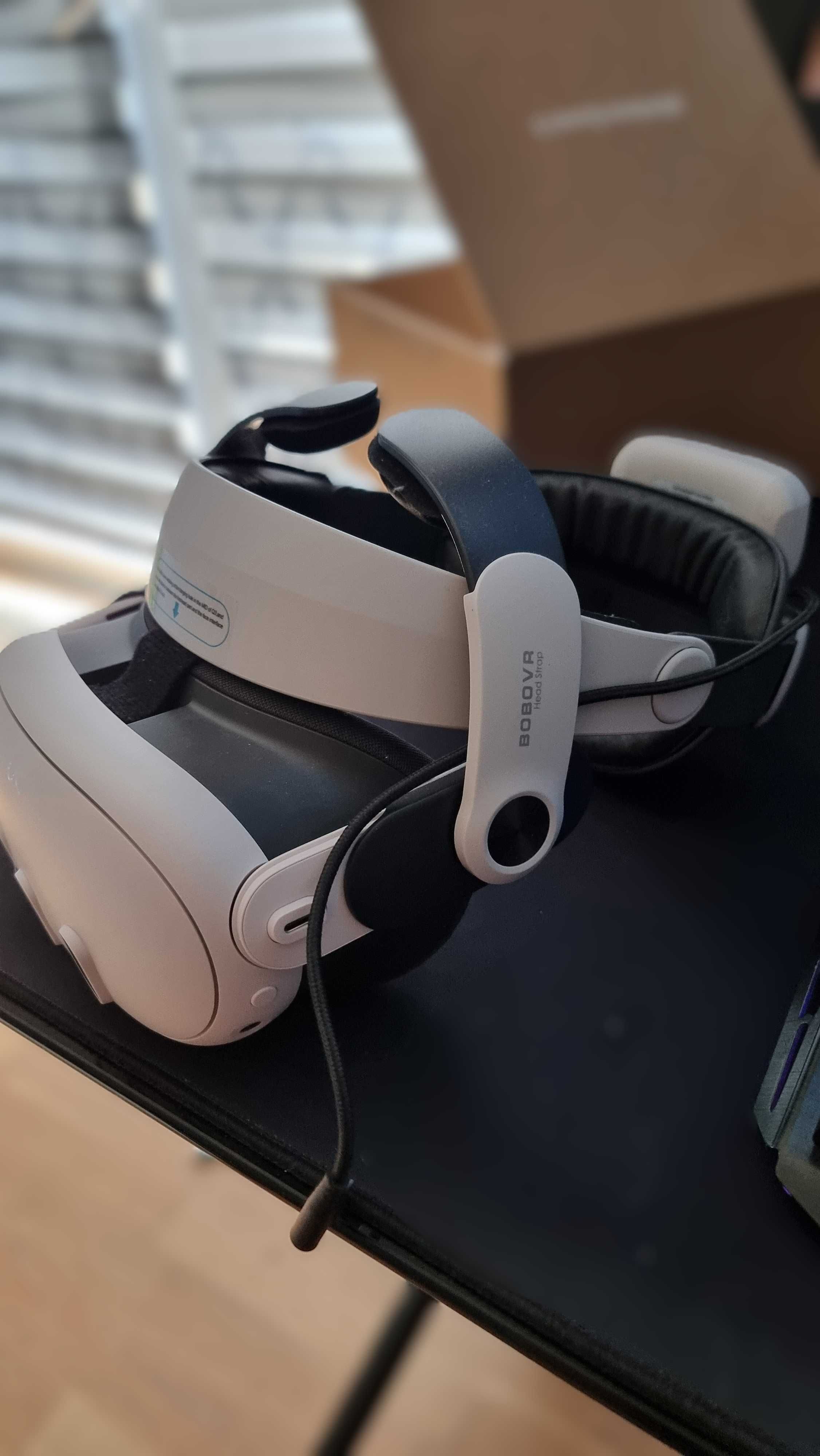 Meta Quest 3 + твърда козирка с допълнителна батерия BoboVR