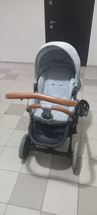Продам детскую коляску