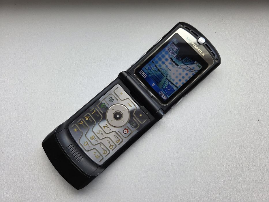 Motorola V3 black