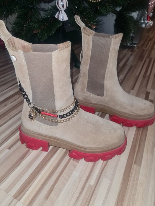 Боти Carinii 37-38 номер