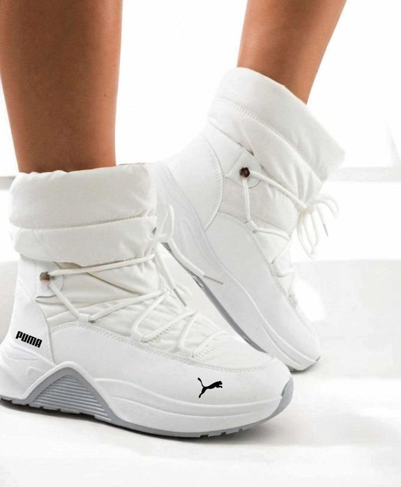 Топли и много удобни дамски обувки с пух – идеални за студените дни!