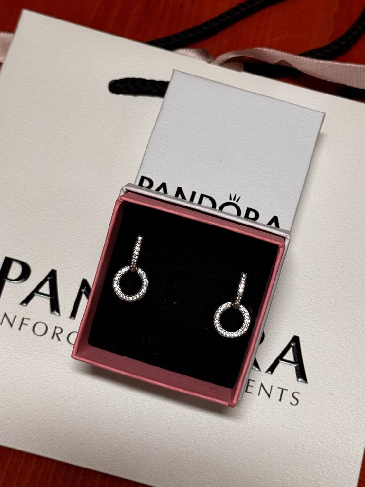 Пандора обеци Pandora