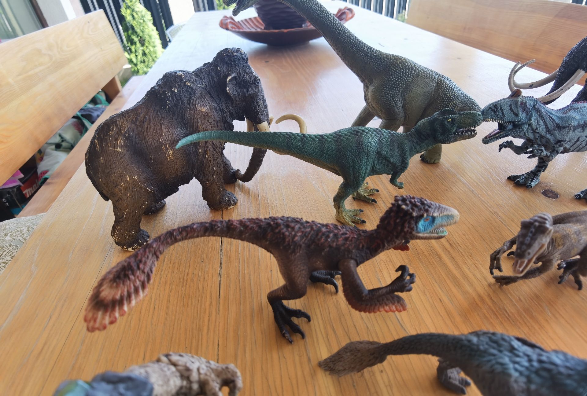 Figurine Schleich, un Mamut Papo, celalalt Safari Carnegie