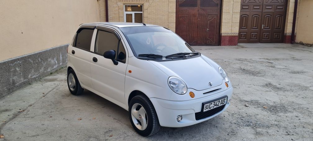 Matiz sotiladi zur holatda