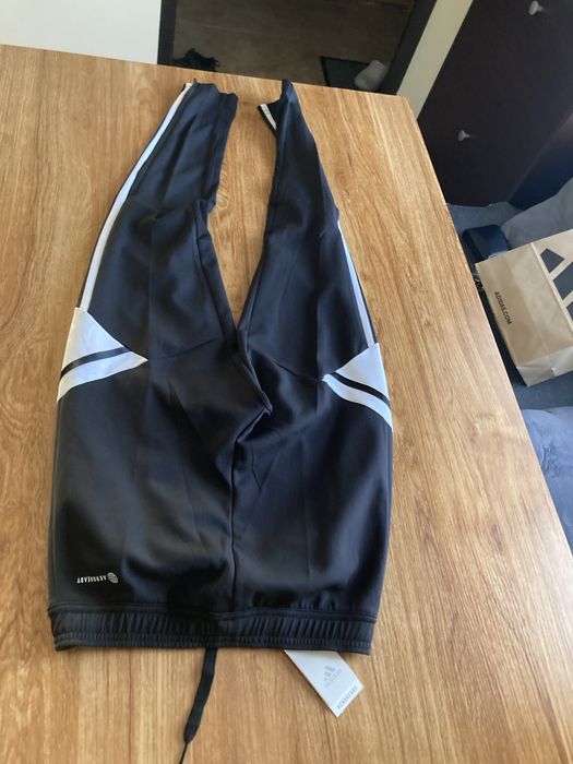 Мъжко оригинално долнище Adidas