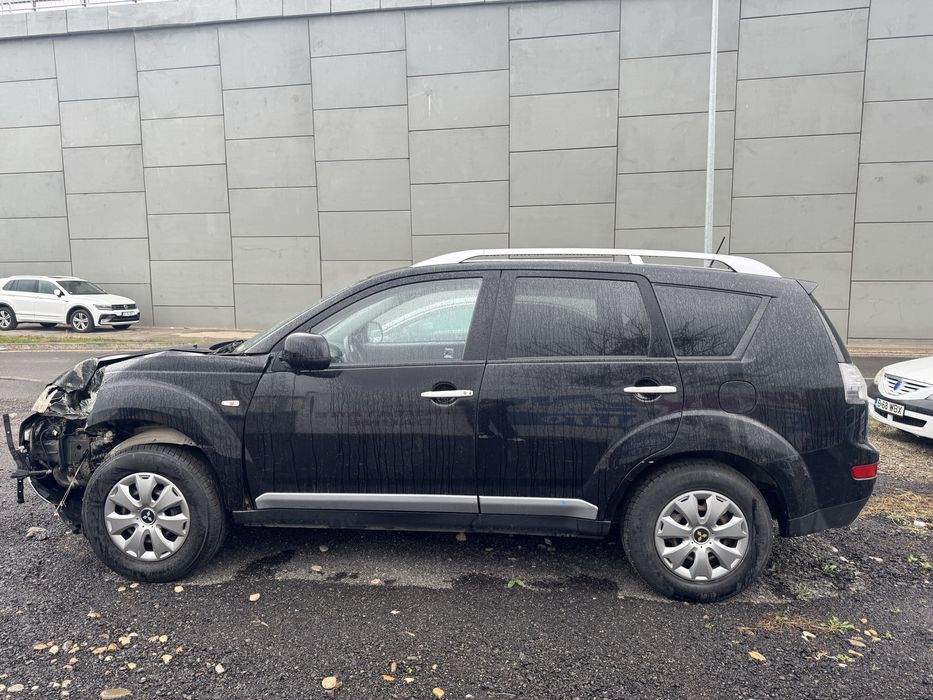 Mitsubishi outlander 2008