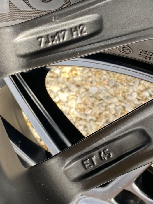 17 цола 5 х 108 мм Пежо , Форд , Волво , Peugeot , Ford , Volvo