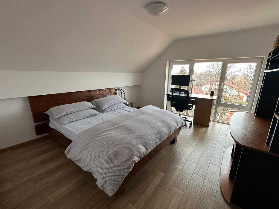 Casa 5 camere - 3 bai - teren 627 mp - Tocile - Sadu