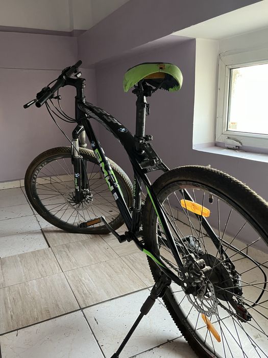 Цена  велика 25,000тг Все работает все скорости