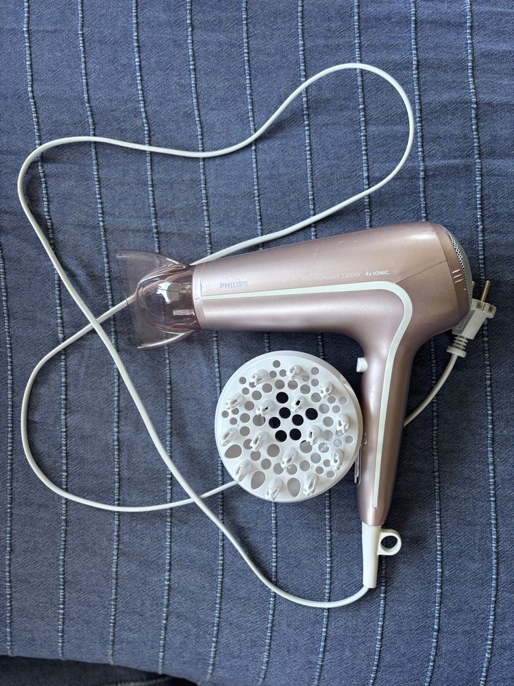 Сешоар Philips с дифузер