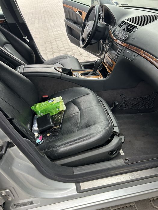 Mercedes E270cdi w211