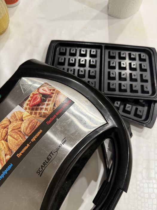 Продам орешницу и вафельницу