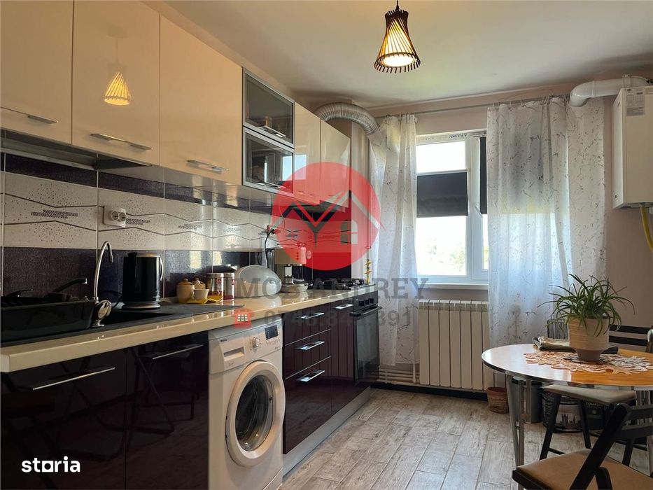 Apartament 3 camere, ultracentral, renovat 2022, bloc cu lift, mobilat