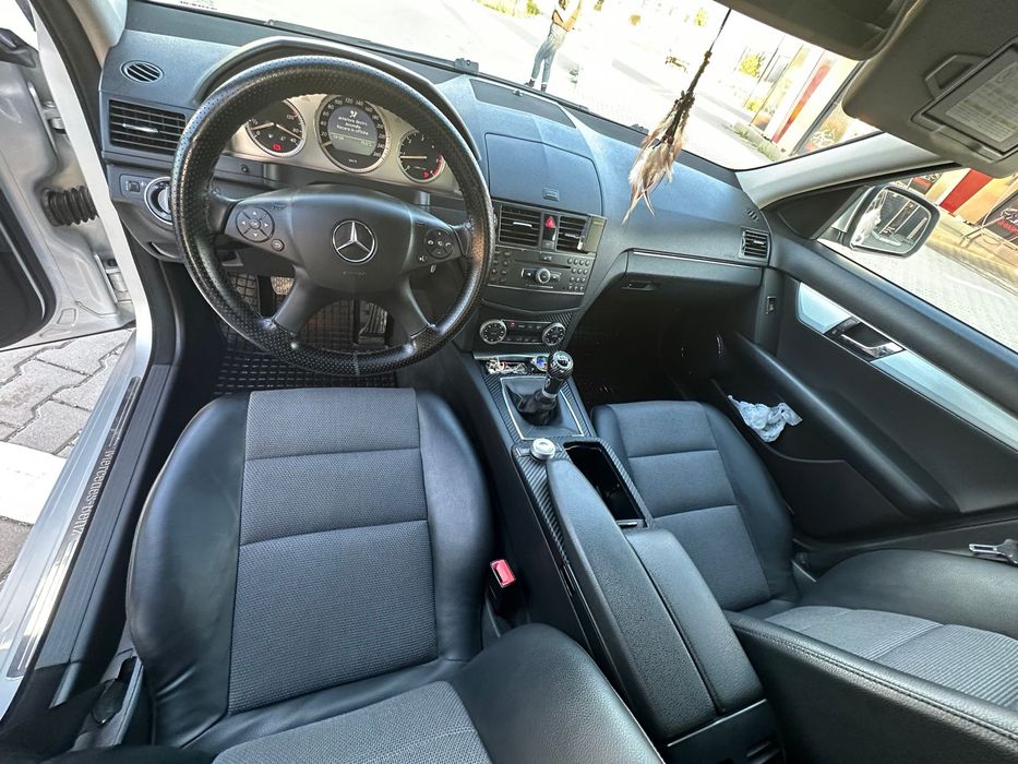 Vand /Schimb  Mercedes c200 w204