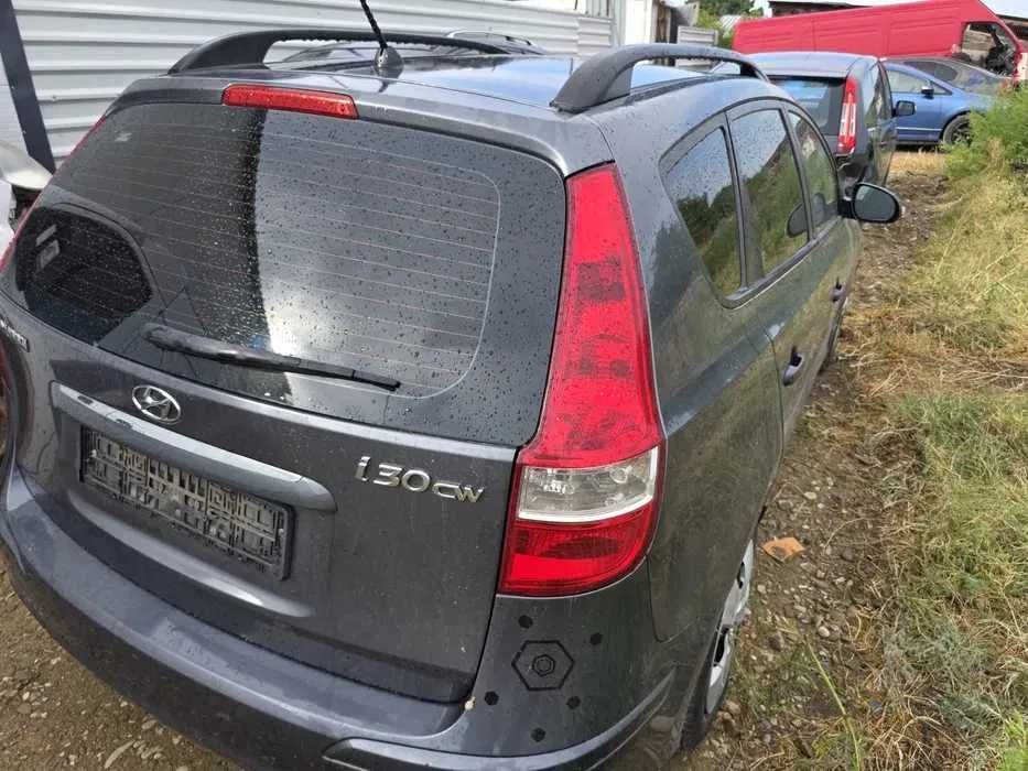 Dezmembrez Hyundai I30 /Tapiterie /Motor/Fuzeta Usa /Capota/Far/cutie