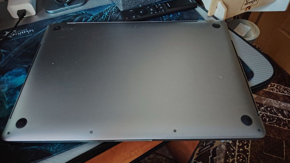 Vind leptop MacBook pro