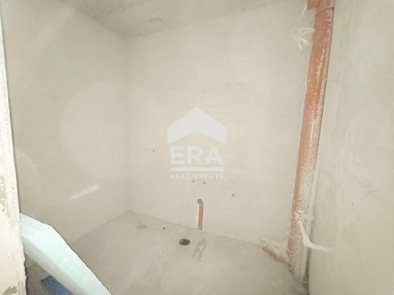 Продава се Тристаен апартамент в Хасково, Училищни - 126 кв.м за 561 €/кв.м - Снимка #5