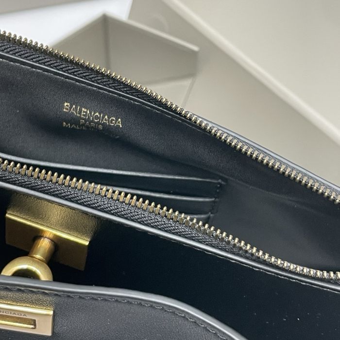 Balenciaga чанта ест.кожа с кутия 449лв
