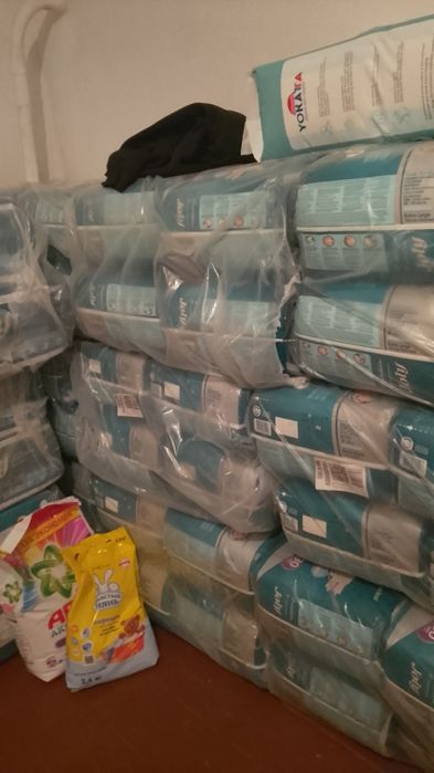 Продам памперсы 4 пеленки очистители