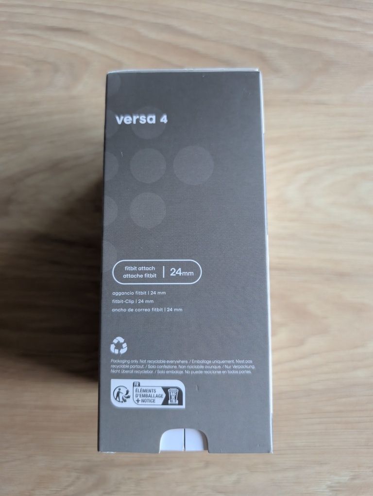 Fitbit Versa 4 Смарт часовник Google нов / Smart Watch неразопакован