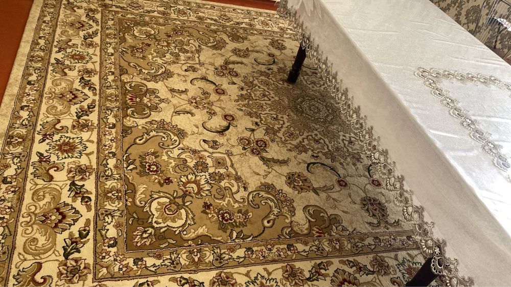 Продам ковер 2 шт