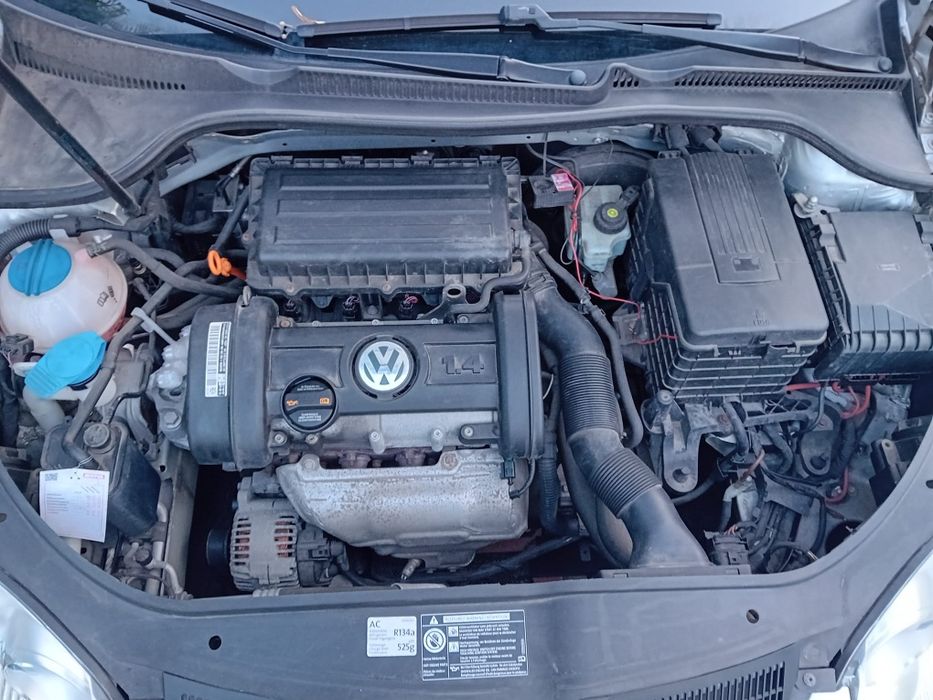 Vand Vw Golf 5,numai 46.000 km,1,4 l benzina