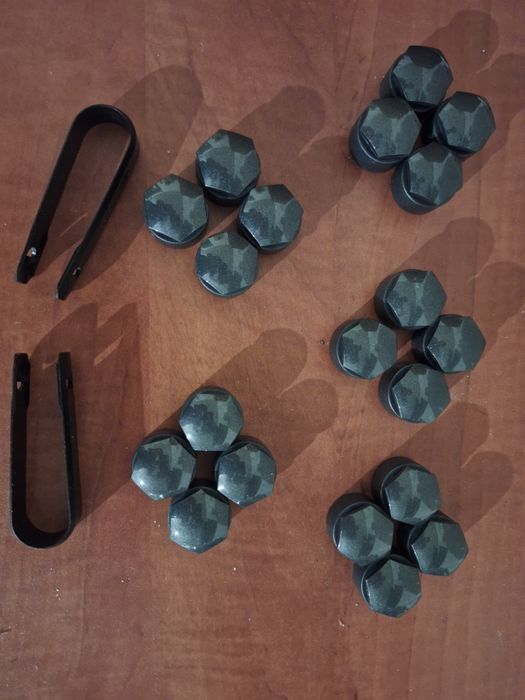 Оригинални капачки за болтове Audi