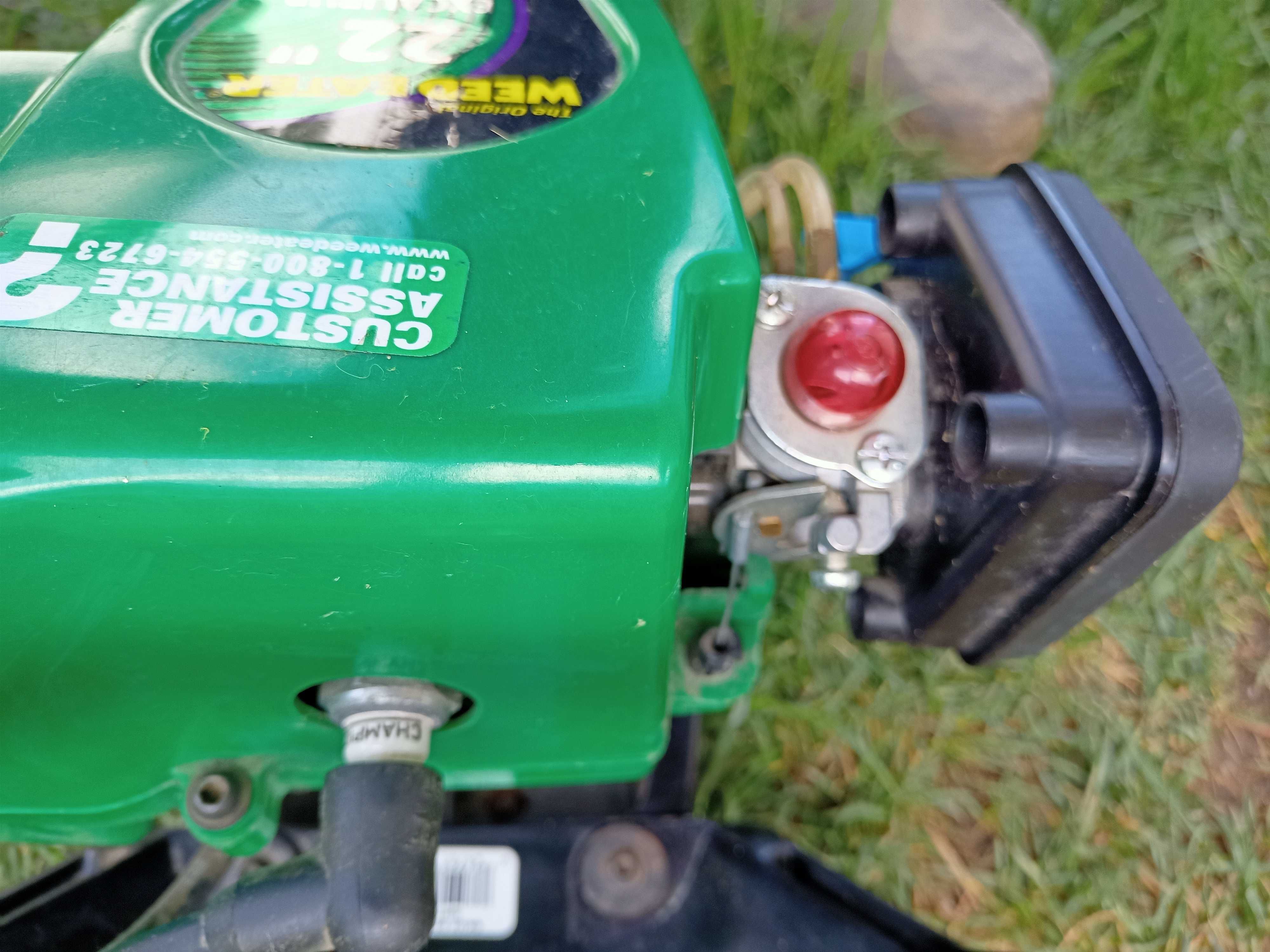 Trimmer pe benzina pentru gard viu Weed Eater Excalibur