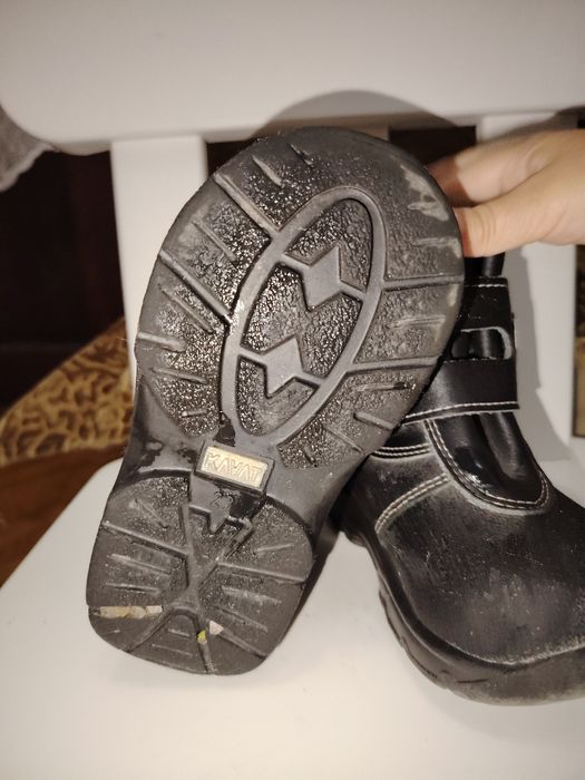 Боти от естествена кожа и вълна