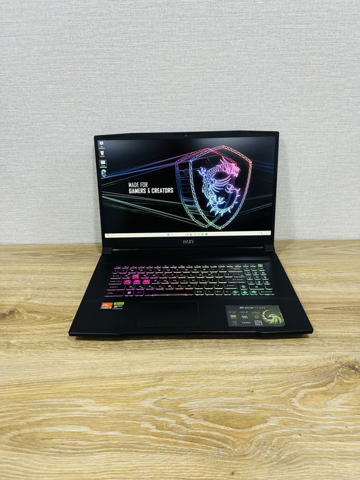 MSI Bravo Ryzen 9+RTX4060-8 ГБ Видеокарта, Большой экран 17,3