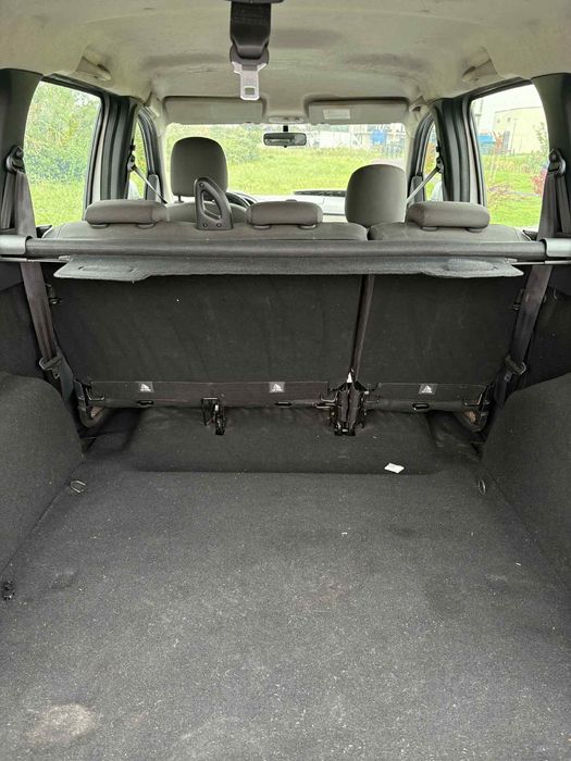 Dacia Lodgy 1.6 Benzină