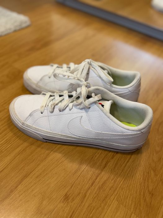 Adidasi Nike marime 40