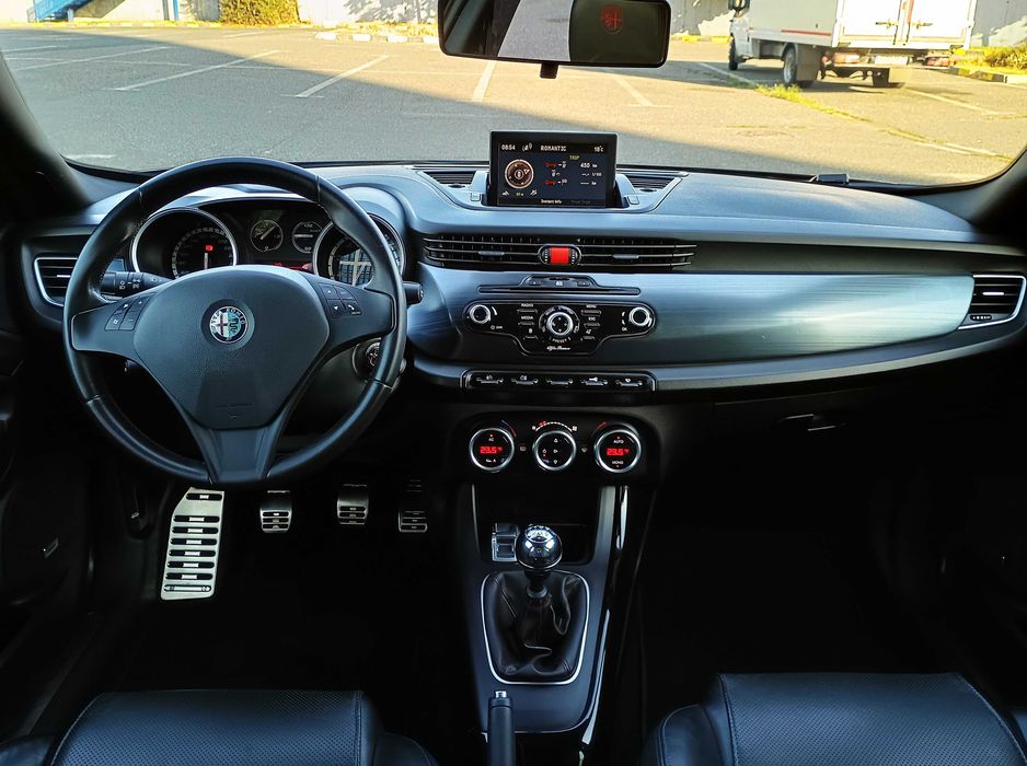 Alfa Romeo Giulietta 235cp Quadrifoglio, an 2010, 222973km