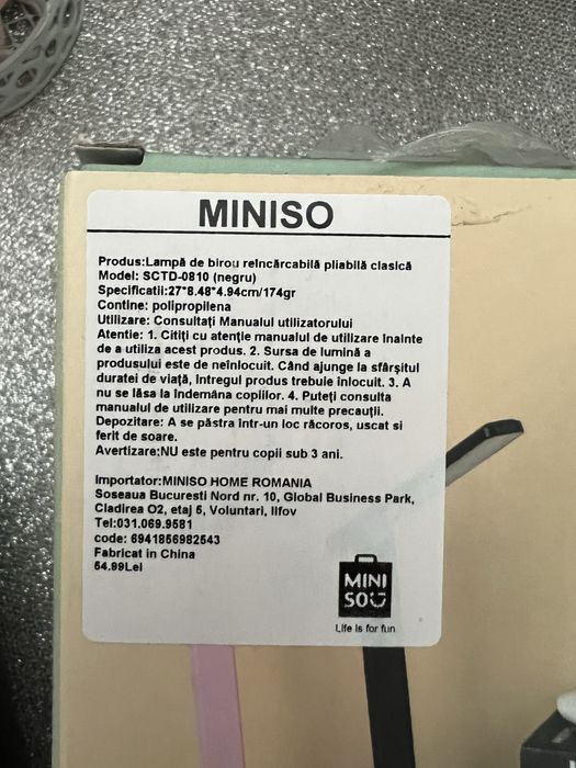 Lampa de birou reincarcabila si pliabila