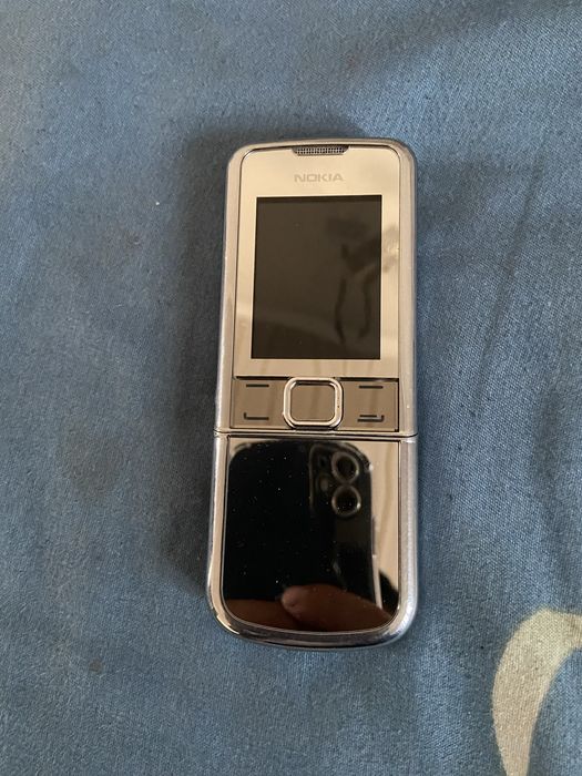 Легендарная Nokia8800 В хорошем состоянии