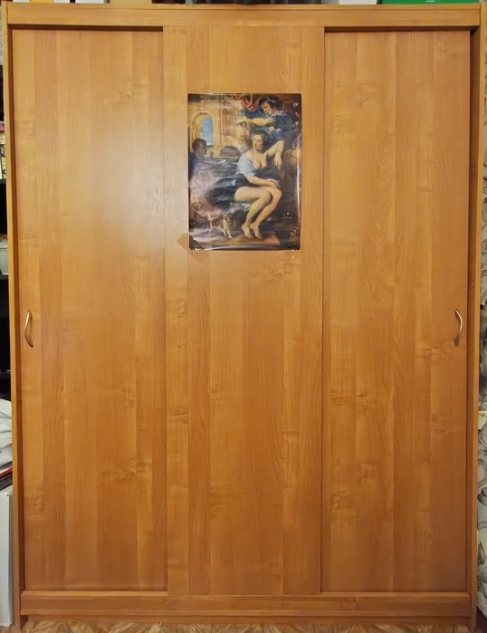 Продам шкаф купе